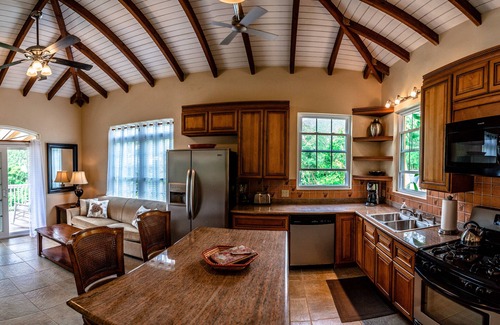Fish Bay Cottage | Private, Perfect for Couple's Retreat-Ocean and Valley Views