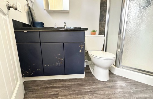 South Lethbridge Apartment | Private/Pet-friendly Themed Suite with Kitchenette! Fast Wi-Fi, Central