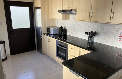 Pissouri Villa | Private Pool - All En-Suite - Games Room - Large Sun Terrace - Full A/C - WiFi