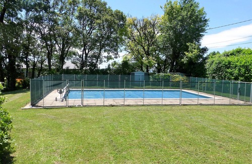 Edon Cottage | Private pool and secluded garden. Sleeps 6 adults maximum + 4 children.