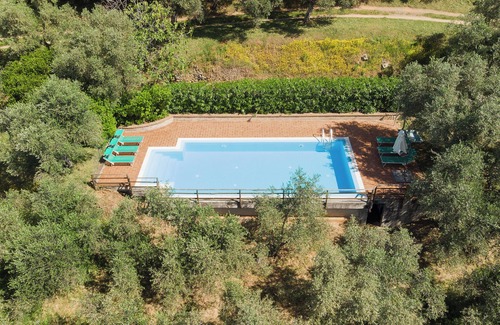Calci Villa | PRIVATE POOL - FARMHOUSE FATTORIA LA PIEVE - Villa LIMONE, 8 Km from Pisa