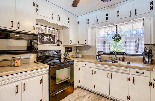 DeBary House | Private Pool Home with Historic Charm Sleeps 6
