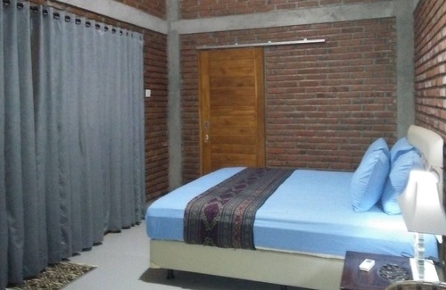 Bukti Bed & Breakfast | Private Pool House Near Beach, Singaraja