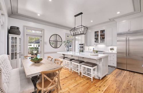 Rosemary Beach House | Private pool, sleeps 14. 5 min. Walk to beach