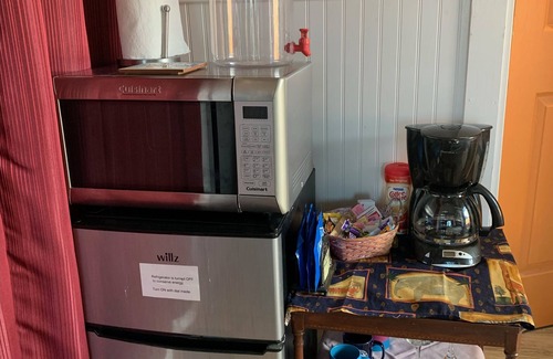 Martin Acres Apartment | Private, quiet, midtown, 1st floor studio close to CU.