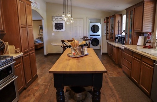 Escondido House | Private Ranch Estate - Fun & Relaxing at its best !