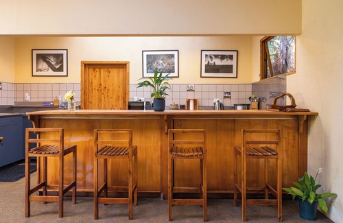 Collingwood Cabin | Private retreat for groups in stunning native bush with sea views.