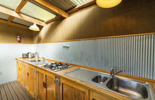 Collingwood Cabin | Private retreat for groups in stunning native bush with sea views.