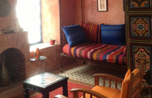 Kasbah Villa | Private riad with sea view well located in the Medina