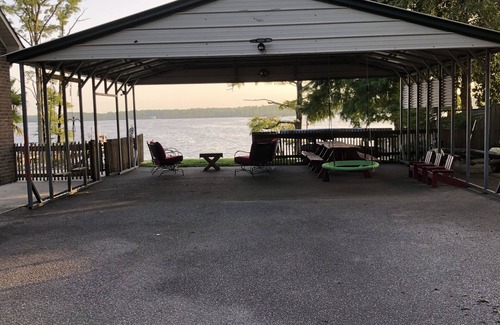 Elizabeth City House | Private Riverfront Retreat - Just outside of Town
