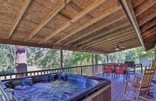 Boswell Cabin | Private Riverfront Cabin with Ozark Mountain View!