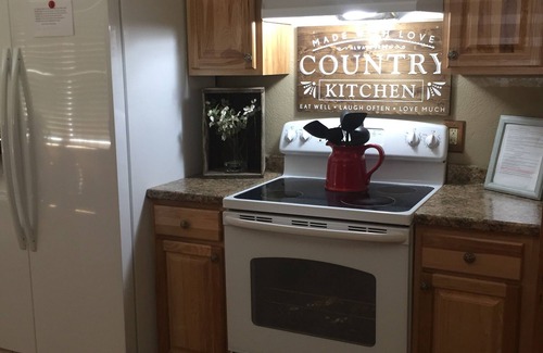Cherokee House | PRIVATE RIVERFRONT 3 bed/2 bath house on the Oconaluftee River!