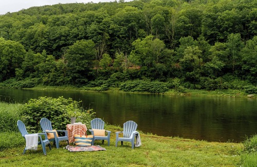 Milanville House | Private Riverfront 50 Acre Farm w/Pond. Dog Friendly