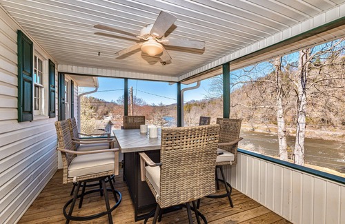 Bryson City House | Private Riverfront Retreat Near GSM National Park!