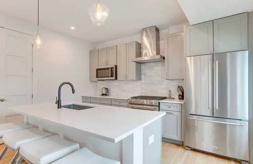West Colfax House | Private Rooftop w/360-Degree View: Denver Home
