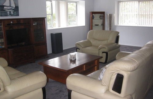 Yowie Bay Resort | Private room ∙ 1 guest