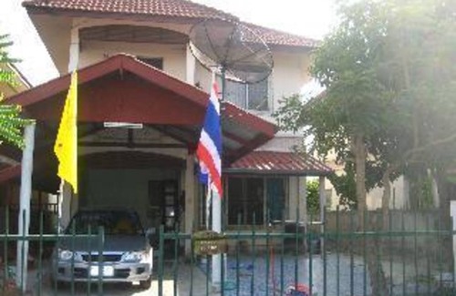 Thanyaburi Resort | Private room ∙ 1 guest