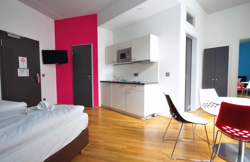Mitte Resort | Private room ∙ 2 bedrooms ∙ 4 guests