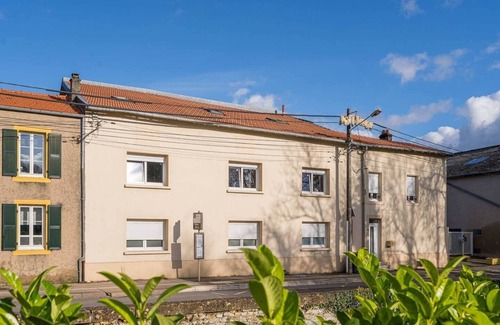 Woippy Apartment | Private room 23m² + Sofa bed - WIFI - 120m² - France