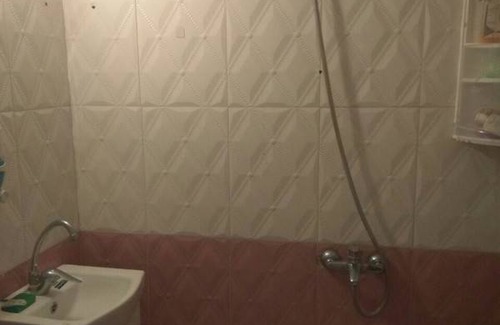 Shīrāz Resort | Private room ∙ 3 guests