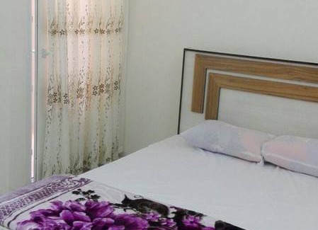 Shīrāz Resort | Private room ∙ 4 guests