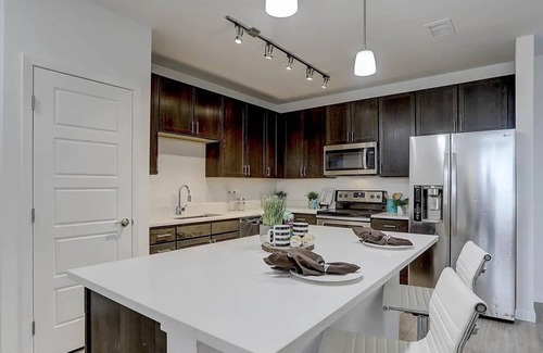 Parker Condo | Private Room and Bath in Central Parker