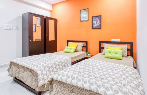 Kukatpally Housing Board Colony Apartment | Private room at KPHB Phase 9