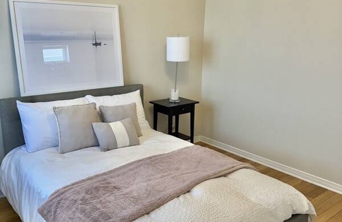 Pointe Claire Resort | Private room ∙ 1 guest