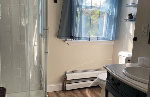 West Creek Bed & Breakfast | Private Room close to LBI Long Beach Island West Creek Tuckerton Wedding Venues