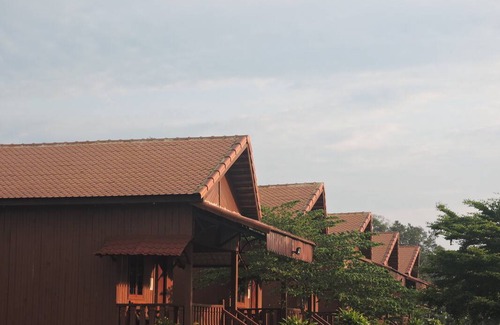Ban Lung Resort | Private room ∙ 3 guests