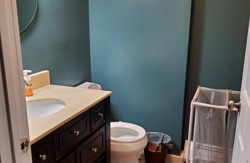 Hartford House | Private Room near Downtown Hartford