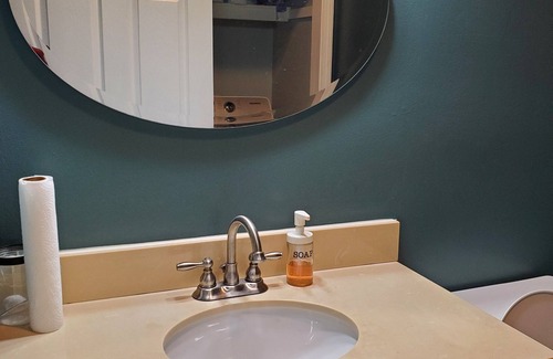 Hartford House | Private Room near Downtown Hartford