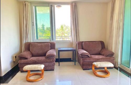 Manyoni House | Private Room with attached bathroom at Mikocheni