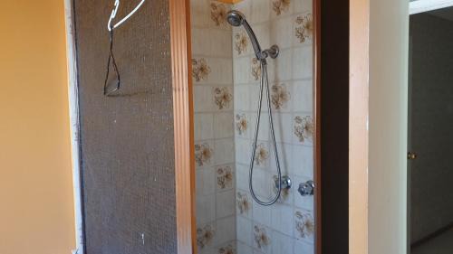 Werribee House | Private room with shared facilities W