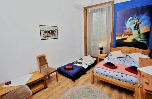 Merchiston House | Private rooms in shared property near Edinburgh city centre