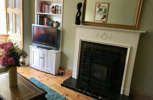 Merchiston House | Private rooms in shared property near Edinburgh city centre