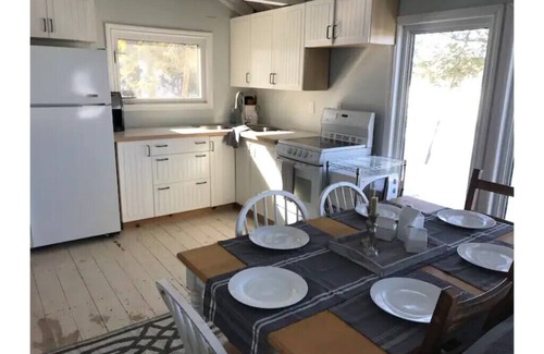 Arden Cottage | Private Rustic Lakefront Cabin