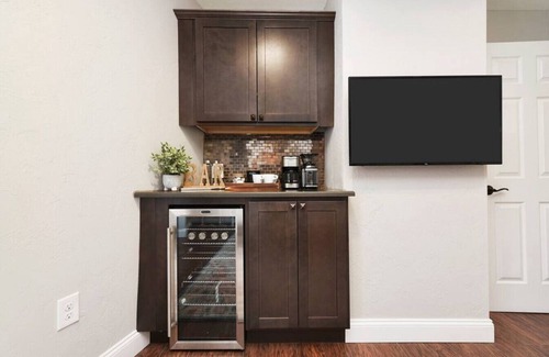 Lawrenceville House | Private Sauna ★ 1 Block from Butler! ★ Chef's Kitchen