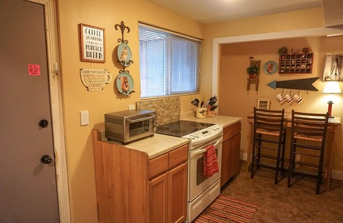 Cottonwood Heights Apartment | Private Sauna Cozy Mountain Basement Apt Fast Wifi 2bd 1ba