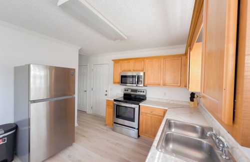 Fleming House | Private Savannah Getaway Near Botanical Gardens!