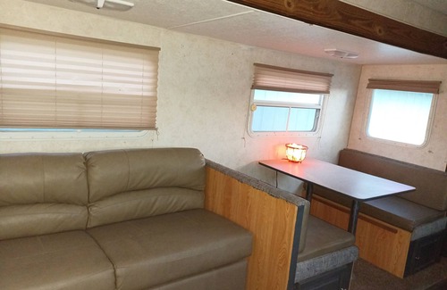 Pahrump Cottage | Private secluded rural 1 bedroom with full kitchen all amenities.