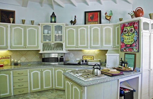 Holder's Hill Villa | Private, Serene and Stunning!West Coast