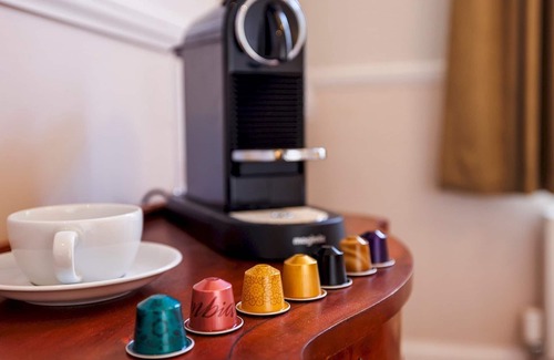 Padfield Apartment | Private Single Stay | Scenic Base in Peak District | Pass the Keys