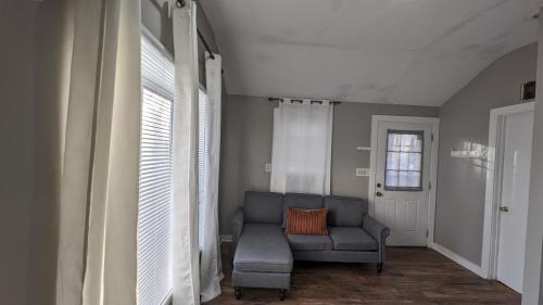 Holbrook Apartment | Private, Spacious & Comfy 1 bedroom Entire Suite With Separate Entry & Free Parking