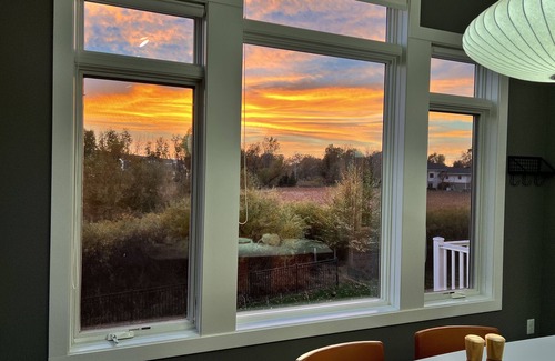 Blaine House | Private, Spacious, Modern Home in Blaine — w/Pool Table, Sleeps 13+