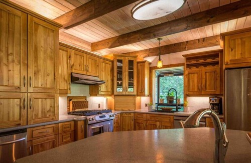 Slocan Park House | Private, Spacious Slocan Valley Home