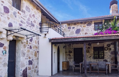Old Datca Villa | Private Stone Mansion w/Garden 3BR 2BA- Eski Datça