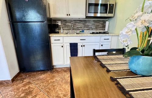 Chinatown House | Private Studio 4 minutes from Strip !