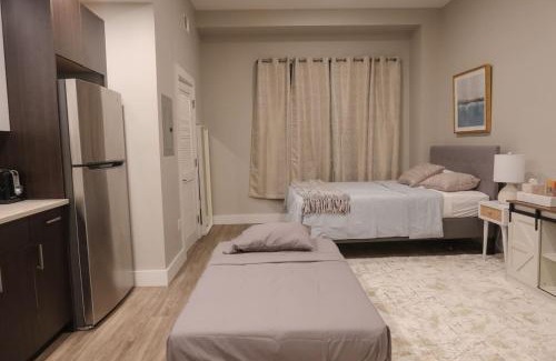 Constable Hook Apartment | Private Studio 5 minutes to the NYC train