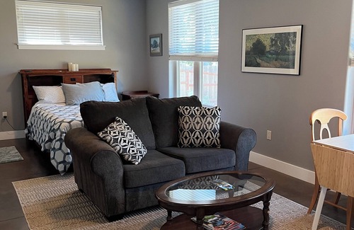 Redwood Valley Apartment | Private Studio in Beautiful Mendocino County.nVineyard Views, near Wineries/Lake